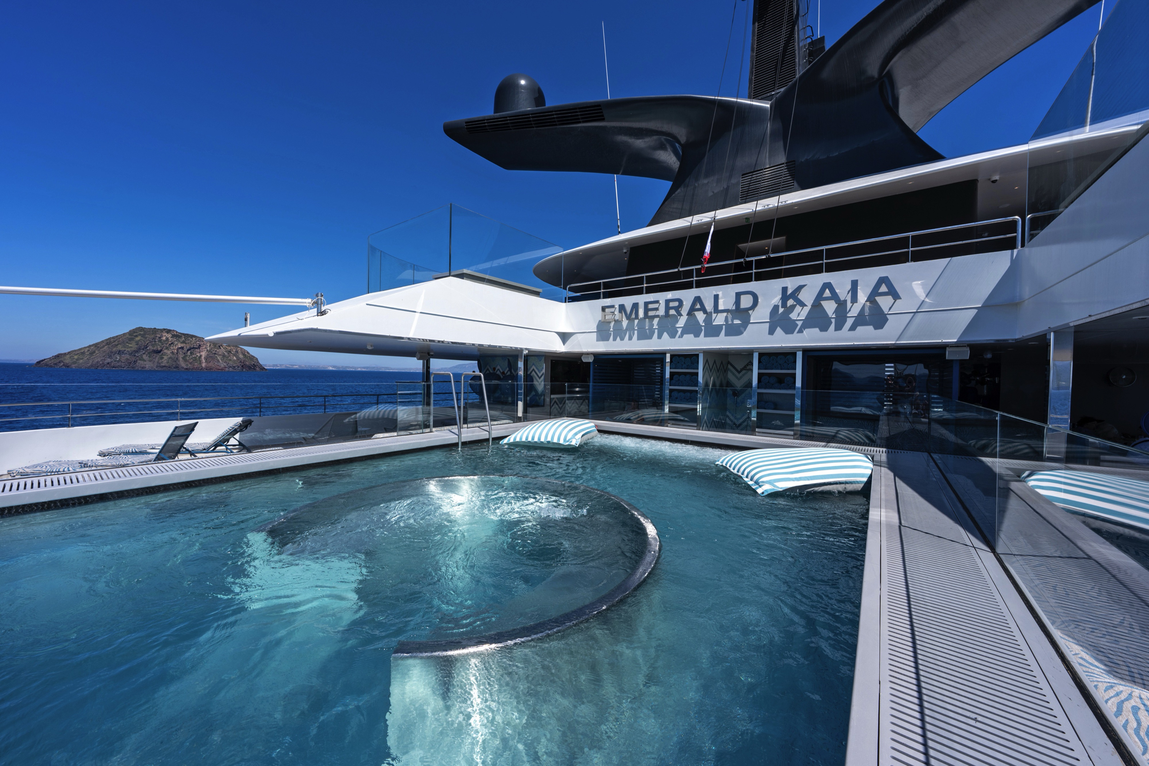 Emerald Kaia - Aqua Pool